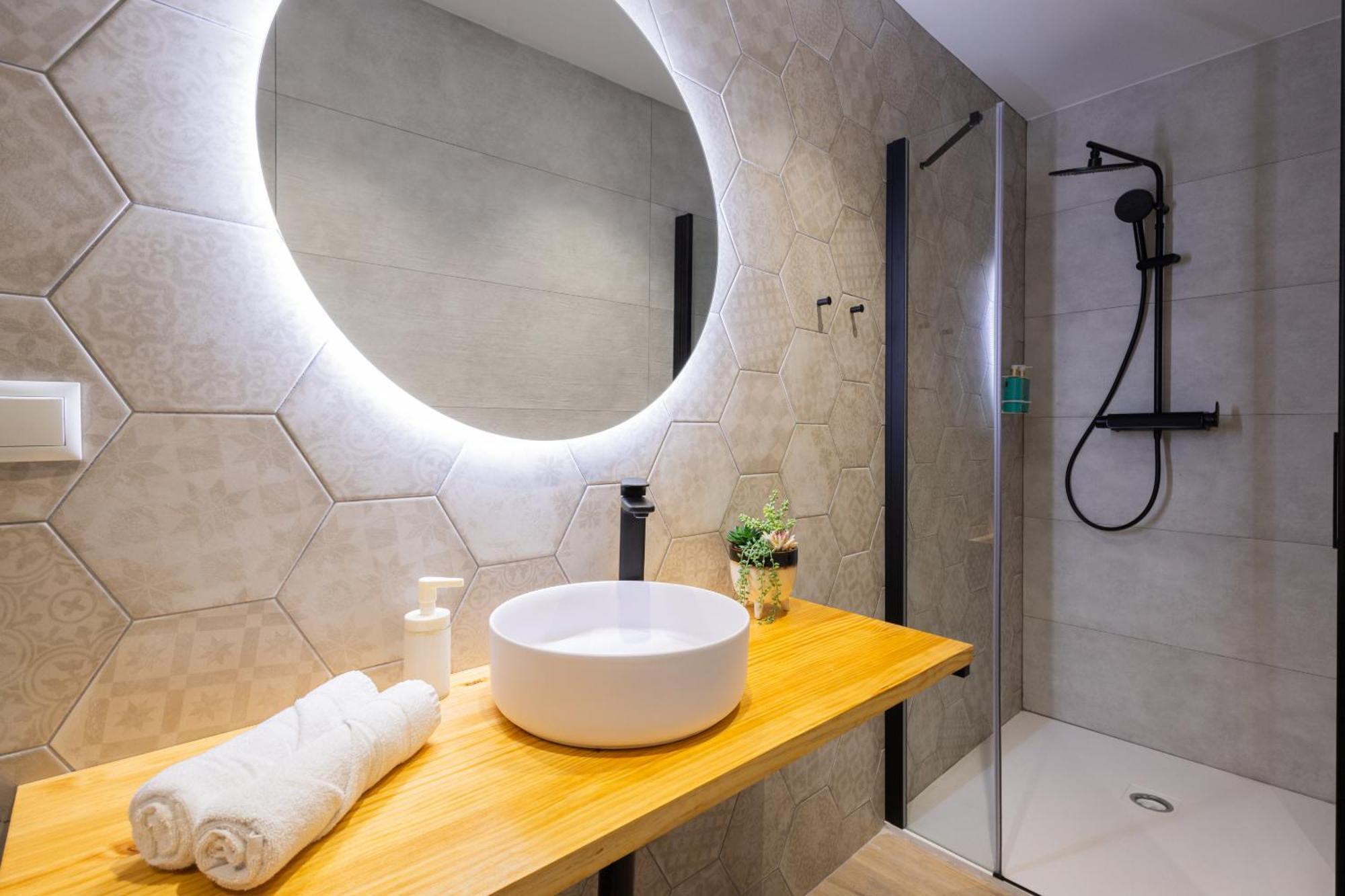 Florit Flats - The Trafalgar Apartments I บาเลนเซีย ภายนอก รูปภาพ
