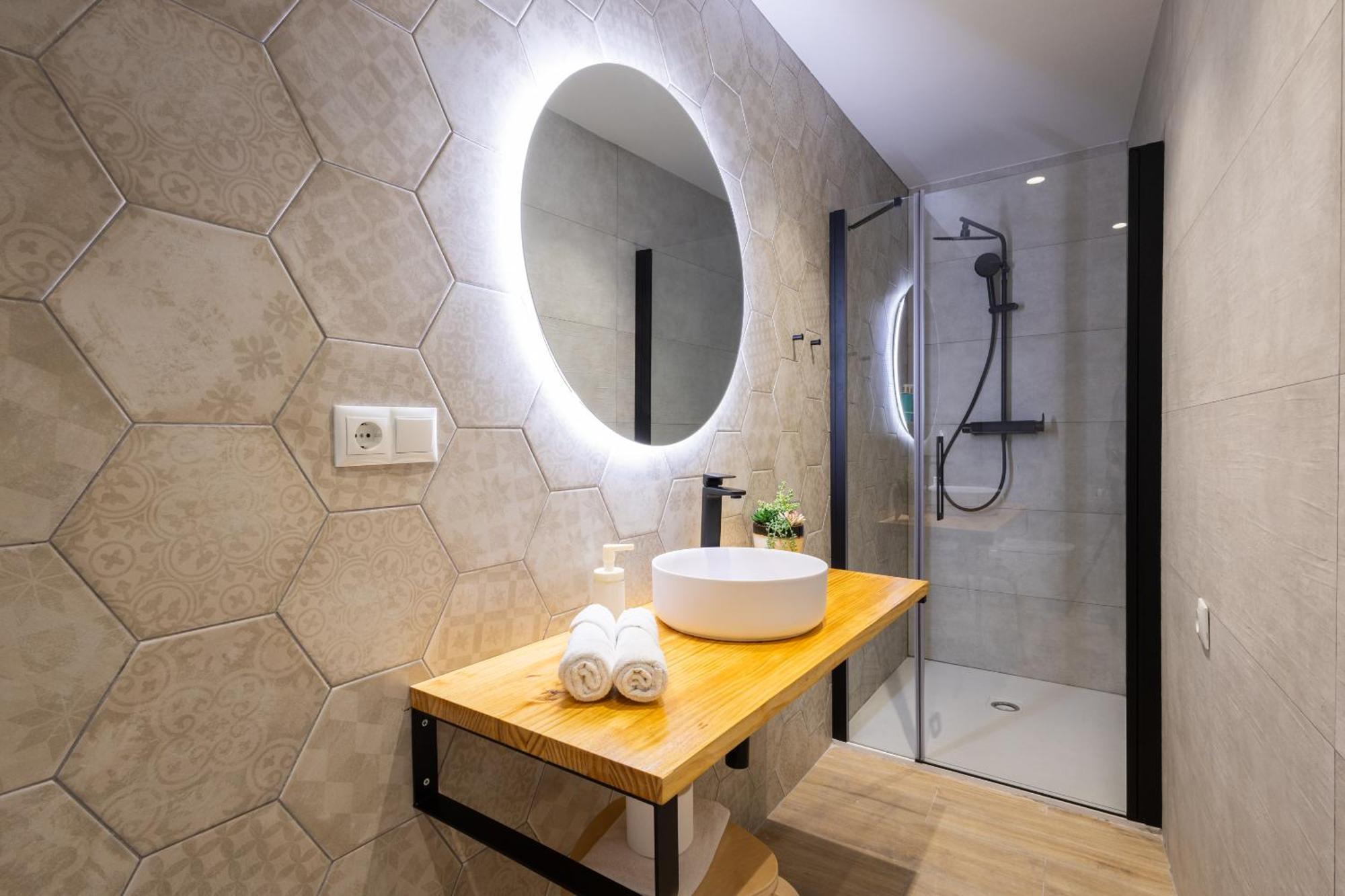Florit Flats - The Trafalgar Apartments I บาเลนเซีย ภายนอก รูปภาพ
