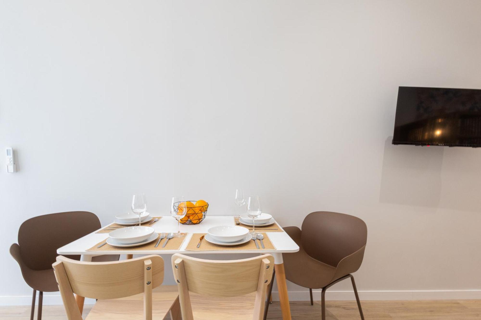Florit Flats - The Trafalgar Apartments I บาเลนเซีย ภายนอก รูปภาพ