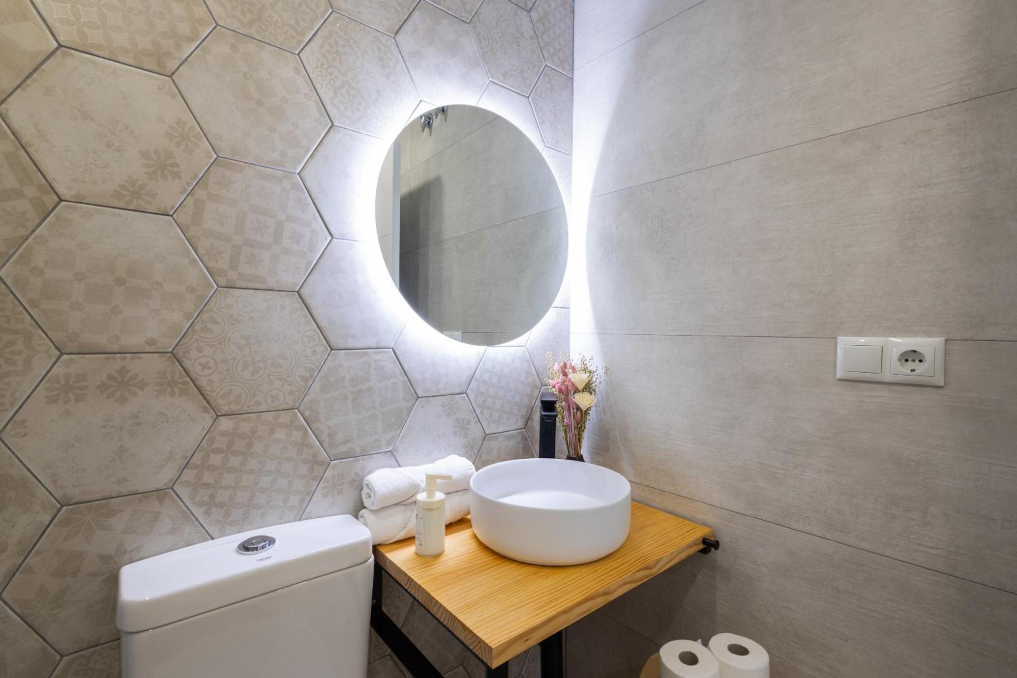 Florit Flats - The Trafalgar Apartments I บาเลนเซีย ภายนอก รูปภาพ