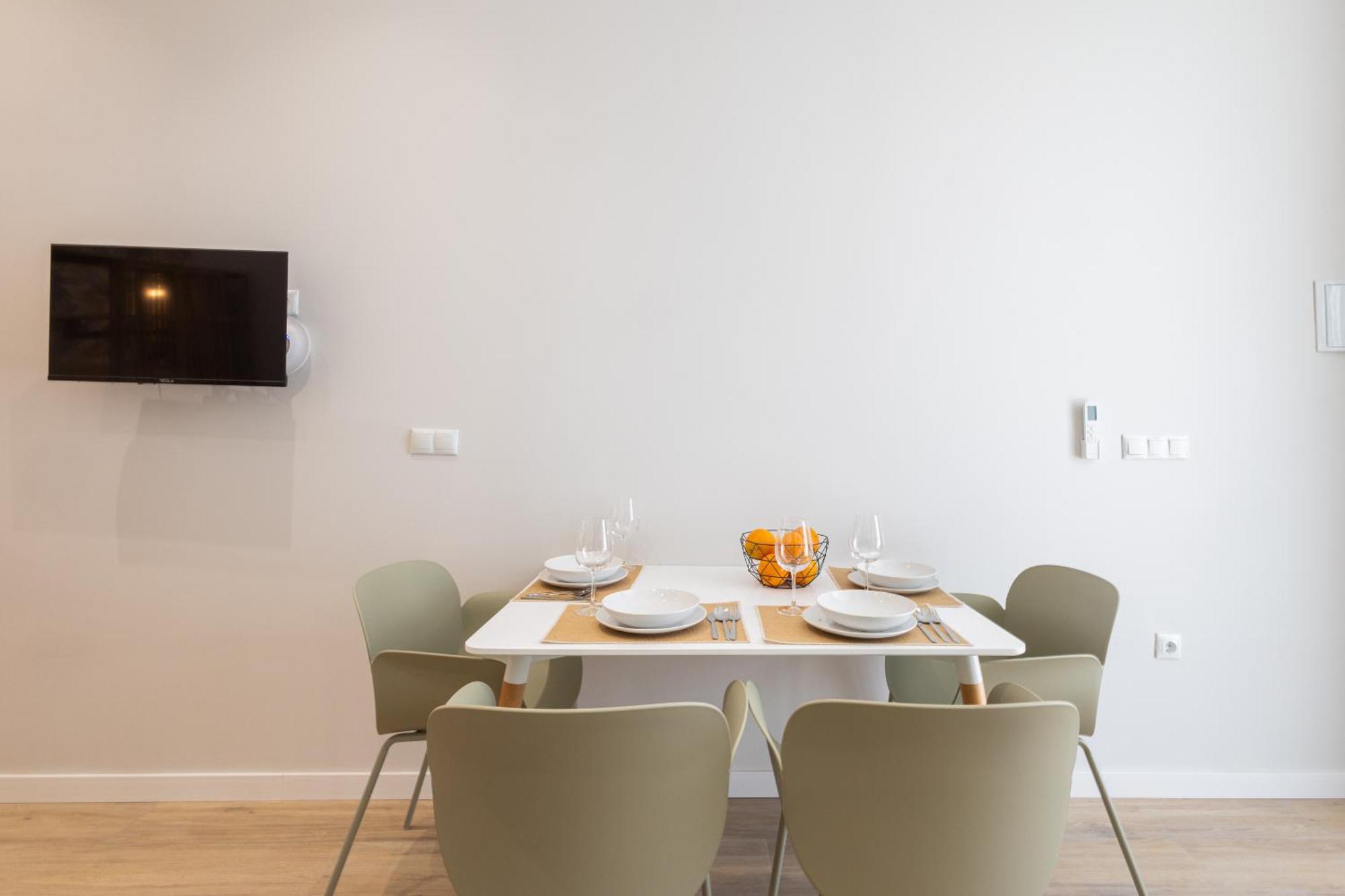 Florit Flats - The Trafalgar Apartments I บาเลนเซีย ภายนอก รูปภาพ