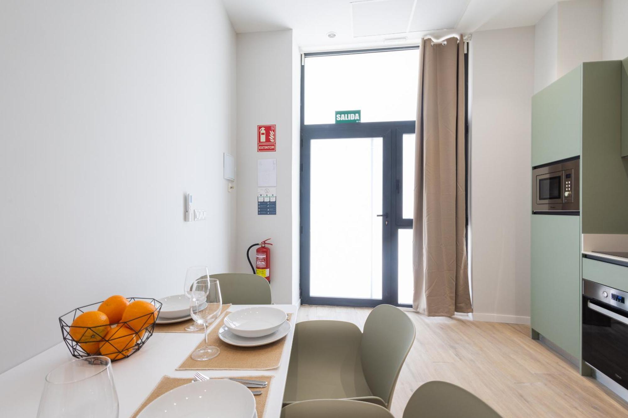 Florit Flats - The Trafalgar Apartments I บาเลนเซีย ภายนอก รูปภาพ
