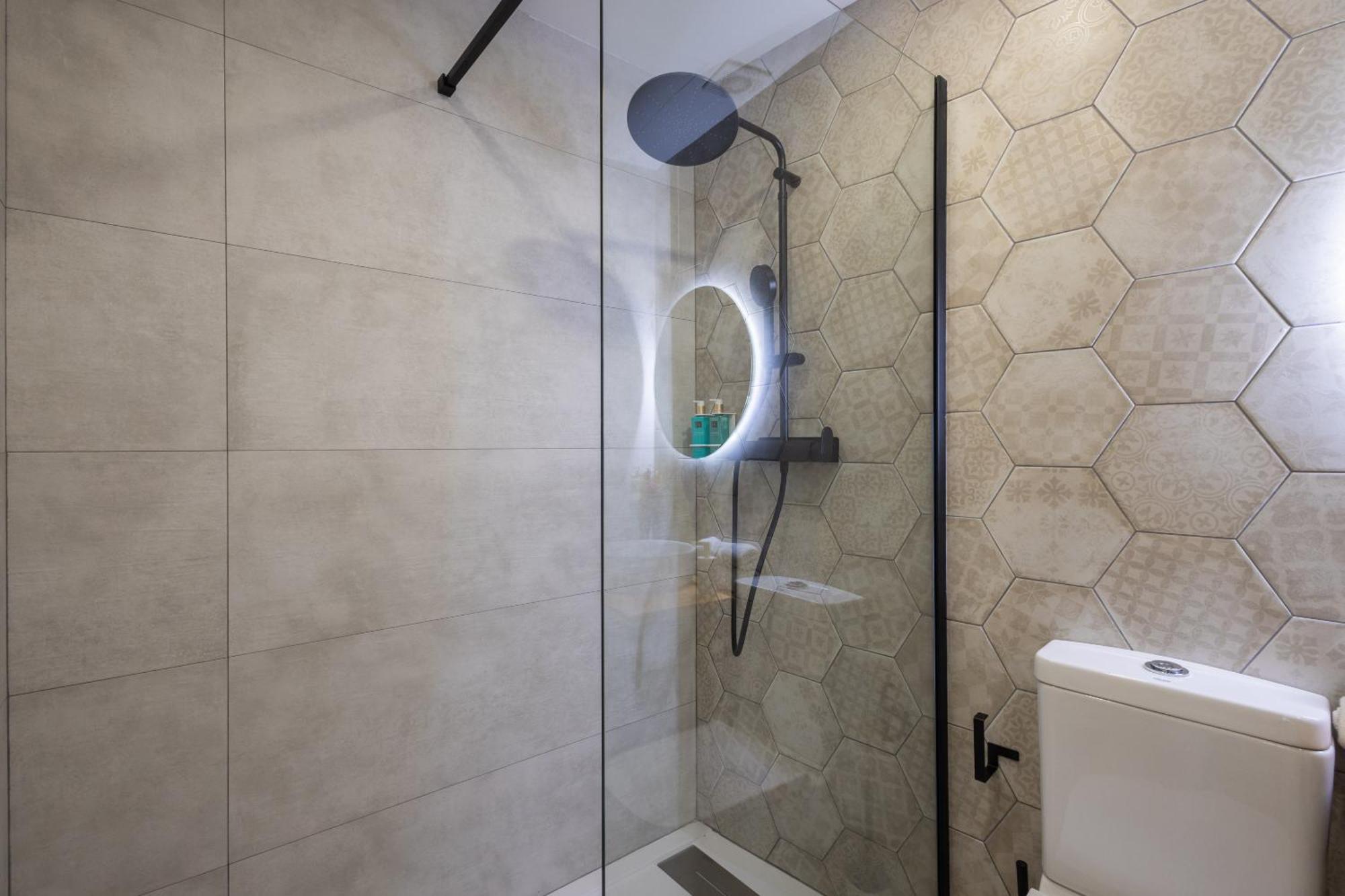Florit Flats - The Trafalgar Apartments I บาเลนเซีย ภายนอก รูปภาพ