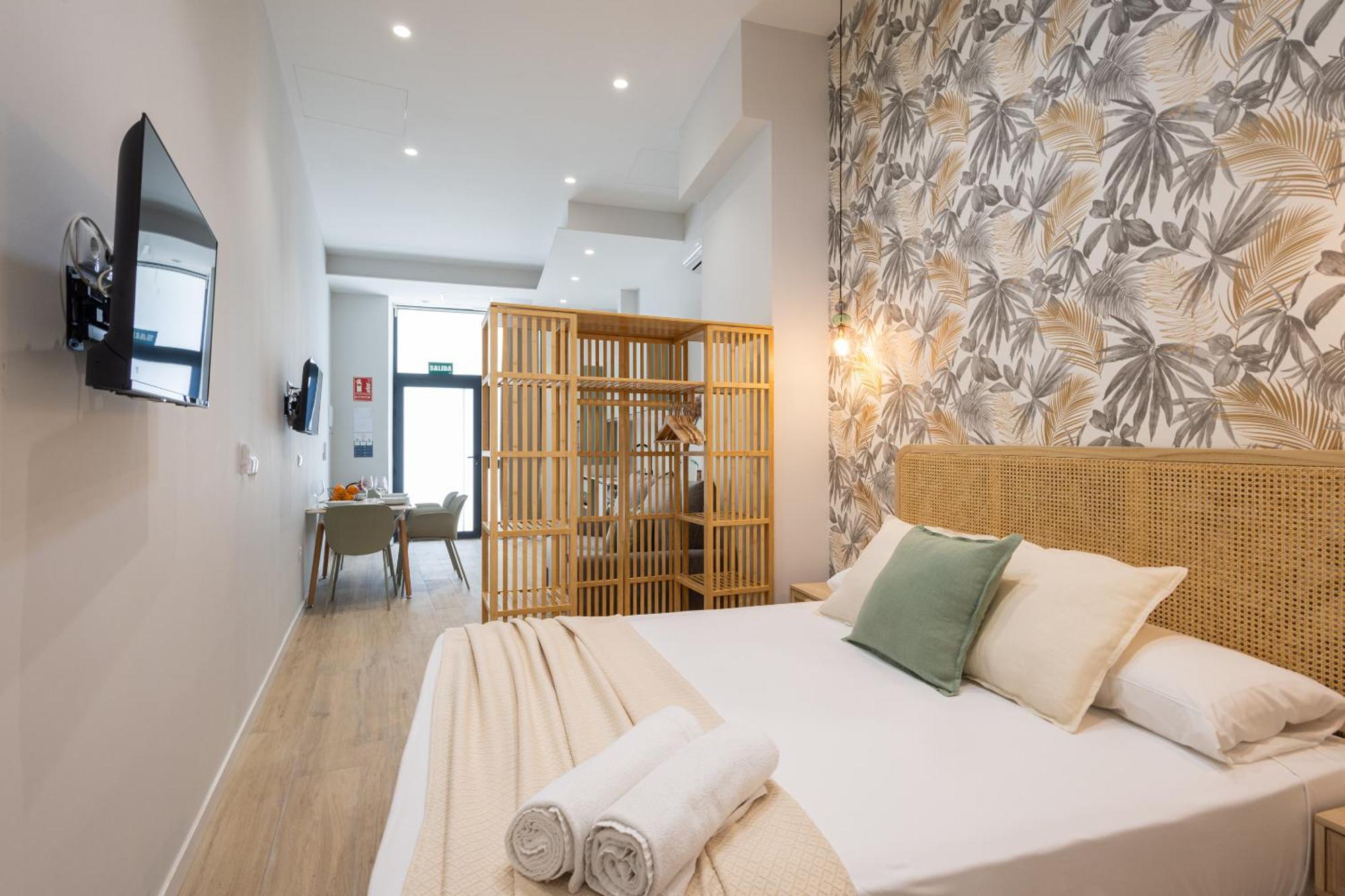 Florit Flats - The Trafalgar Apartments I บาเลนเซีย ภายนอก รูปภาพ